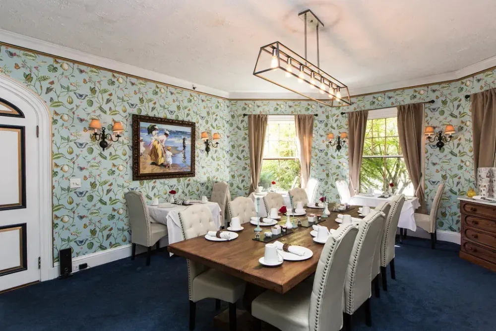 Sunlit breakfast room at Balance Rock Inn